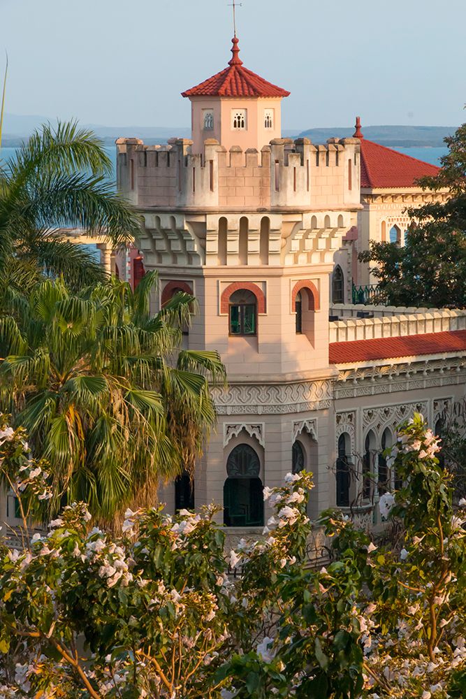 Cuba, Cienfuegos. Punta Gorda, Palacio de Valle.